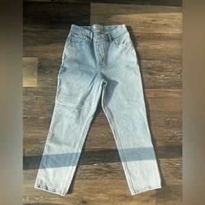 Abercrombie & Fitch 90’s Straight Ultra High Rise